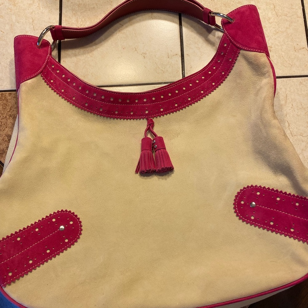 Burberry Cream and Pink Suede Hobo - Picture 2 of 10